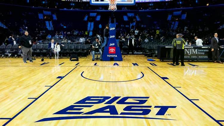 19岁意中锋退NBA选秀加盟NCAA